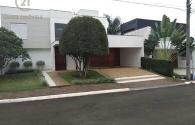 Imagem: A casa em condomínio possui 3 Dormitórios, 1 Banheiro, 1 Vaga