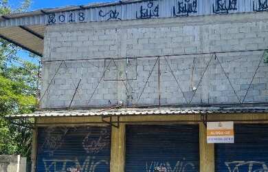 Imagem: O depósito possui 500m² de Área e está localizado em Guaratiba