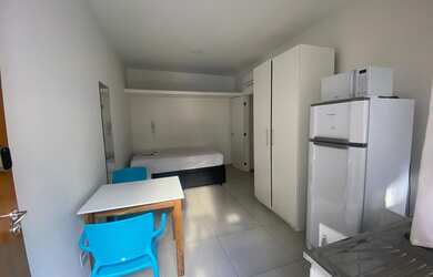 Imagem: O studio para alugar possui 1 Dormitório, 1 Banheiro, 37m²