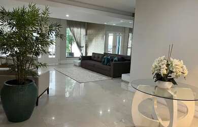 Imagem 14: Alugo anual Apartamento com 3 dormitórios