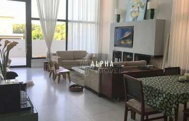 Imagem: A casa em condomínio possui 4 Dormitórios, 5 Banheiros, 5