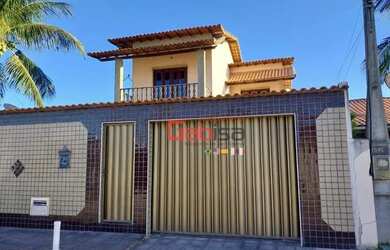 Imagem: A casa em condomínio possui 3 Dormitórios, 2 Banheiros, 2