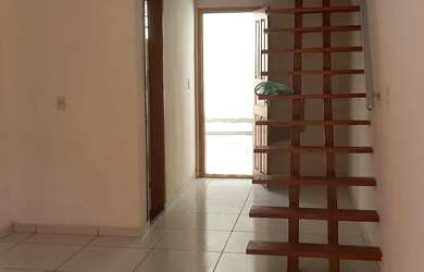 Imagem: A kitnet possui 1 Dormitório, 1 Banheiro, 1 Vaga na garagem