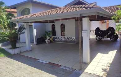 Imagem: A casa em condomínio possui 3 Dormitórios, 5 Banheiros, 4