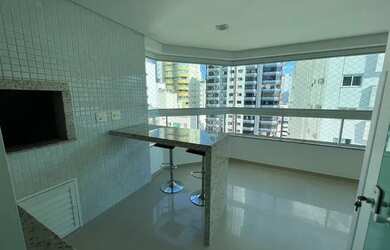 Imagem 8: Alugo anual Apartamento com 3 dormitórios