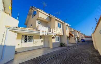 Imagem: A casa em condomínio possui 3 Dormitórios, 3 Banheiros, 2