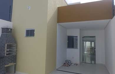 Imagem: A casa possui 3 Dormitórios, 2 Banheiros, 1 Vaga na garagem