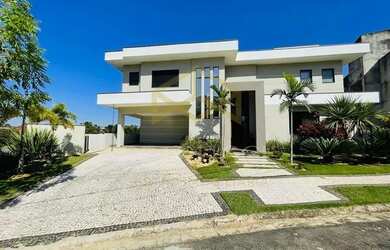 Imagem: A casa em condomínio possui 3 Dormitórios, 5 Banheiros, 4