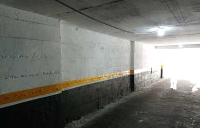 Imagem: O depósito possui 5 Vagas na garagem, 1.146m² de Área e