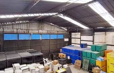 Imagem: O depósito possui 4 Vagas na garagem e 11556m² de Área e