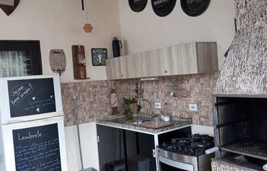 Imagem 1: Casa em Ubatuba. 1 Vaga na garageme2 Dormitórios