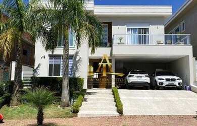 Imagem: A casa em condomínio possui 4 Dormitórios, 5 Banheiros, 5