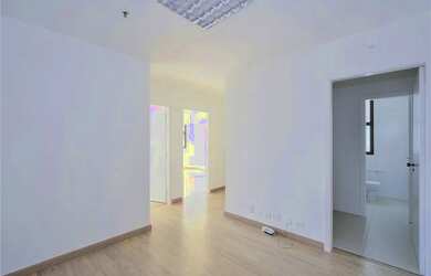 Imagem: O depósito possui 1 Vaga na garagem e 55m² de Área e está