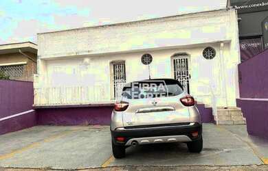 Imagem: O depósito à venda possui 3 Vagas na garagem e 232m² de Área