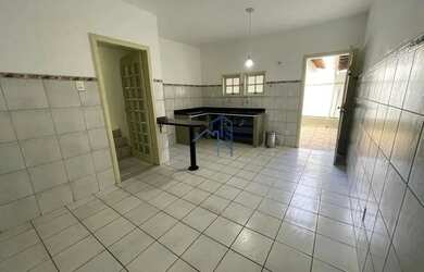 Imagem 10: Casa duplex, com 3/4 no bairro Candeias
