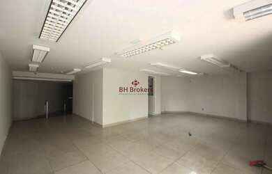 Imagem: O depósito para alugar possui e está localizado em Santo