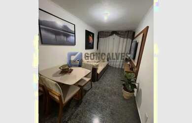 Imagem: O apartamento possui 1 Dormitório, 1 Banheiro, 1 Vaga na garagem