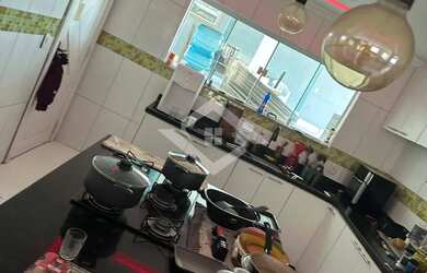 Imagem 14: Casa de Luxo Frente ao Mar com 5 Suítes na Praia da Barra de Maricá