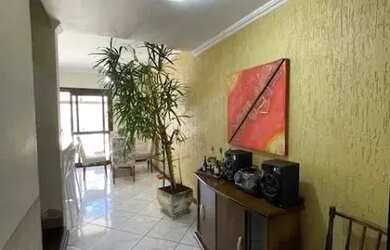 Imagem 5: Casa em Porto Alegre, no bairro Hípica, com 3 dormitório s , e 3 banheiros,...