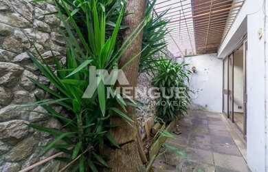 Imagem 9: Casa residencial com 3 dormitórios e 4 vagas no bairro Jardim Itu Sabará...