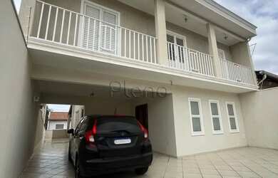 Imagem: A casa possui 3 Dormitórios, 4 Banheiros, 4 Vagas na garagem