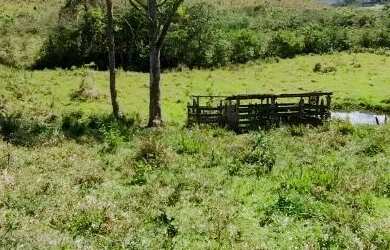 Imagem: A chácara possui 9800m² de Área e está localizado em Lima