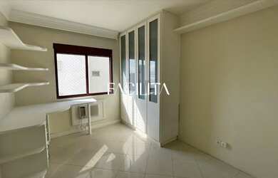 Imagem 15: Cobertura duplex de 4 quartos no Centro, Florianópolis