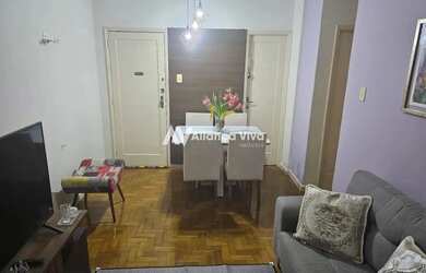 Imagem: O apartamento possui 1 Dormitório, 2 Banheiros e 50m² de Área