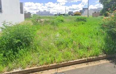 Imagem: O terreno possui 12m² de Área, Imóvel novo e está localizado