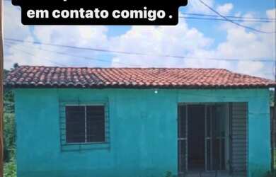 Imagem: A casa possui 2 Dormitórios, 1 Banheiro, 1 Vaga na garagem