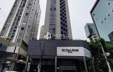 Imagem: O studio possui 1 Dormitório, 1 Banheiro, 1 Vaga na garagem