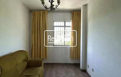 Imagem: O apartamento possui 3 Dormitórios, 1 Banheiro, 1 Vaga na garagem