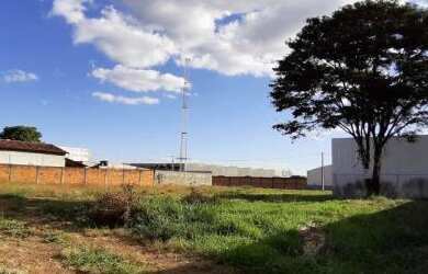 Imagem: O terreno possui 720m² de Área e está localizado em São