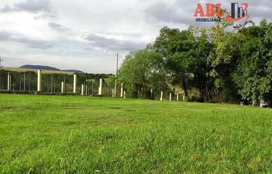 Imagem: O terreno possui 668m² de Área e está localizado em Loteamento