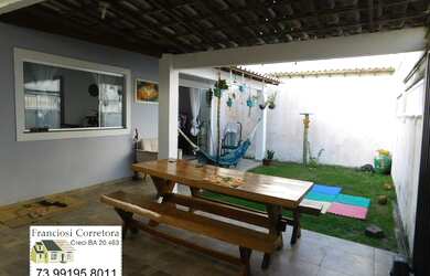 Imagem: A casa possui 2 Dormitórios, 2 Banheiros, 1 Vaga na garagem