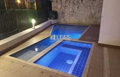 Imagem: A casa em condomínio possui 4 Dormitórios, 5 Banheiros, 4