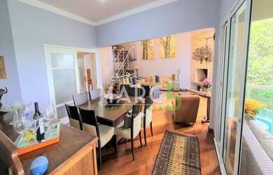 Imagem: A casa em condomínio possui 3 Dormitórios, 5 Banheiros, 4