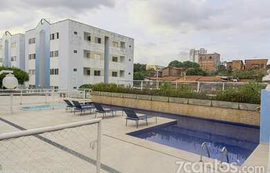 Imagem: O apartamento possui 2 Dormitórios, 1 Banheiro, 1 Vaga na garagem