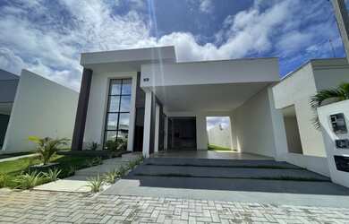 Imagem: A casa em condomínio possui 3 Dormitórios, 4 Banheiros, 4