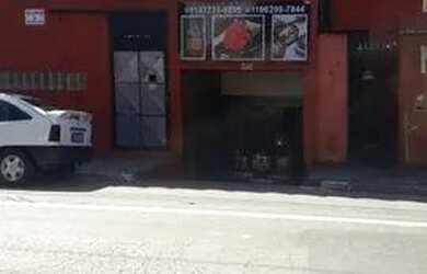 Imagem: O depósito possui 200m² de Área e está localizado em Centro