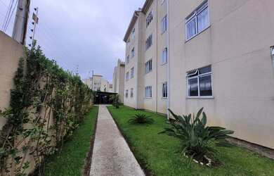 Imagem: O apartamento possui 3 Dormitórios, 1 Banheiro, 1 Vaga na garagem