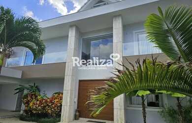 Imagem: A casa em condomínio possui 5 Dormitórios, 5 Banheiros, 5