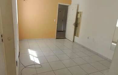 Imagem: O apartamento possui 2 Dormitórios, 1 Banheiro e está localizado