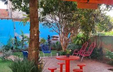 Imagem 3: Casa com área de laser. Piscina, Área de serviço, 120m² de Áreae3...