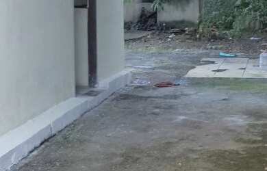 Imagem: A casa possui 1 Dormitório, 1 Banheiro, 1 Vaga na garagem e