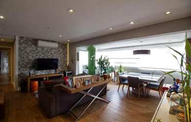 Imagem: O apartamento possui 3 Dormitórios, 4 Banheiros, 2 Vagas na