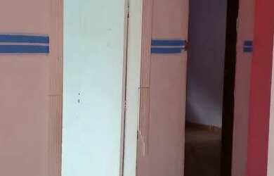 Imagem: A casa possui 2 Dormitórios, 2 Banheiros, 3 Vagas na garagem