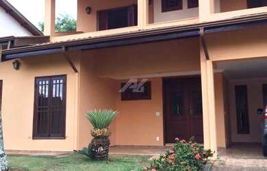 Imagem: A casa em condomínio possui 4 Dormitórios, 5 Banheiros, 4