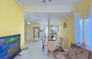 Imagem 7: Casa em Porto Alegre, no bairro Hípica, com 2 dormitório s , e 2 banheiros,...