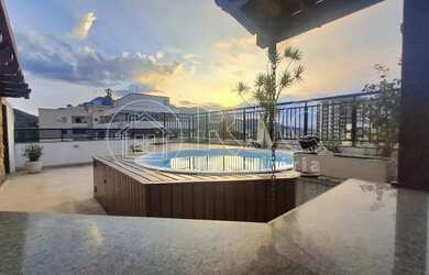 Imagem: O apartamento possui 4 Dormitórios, 5 Banheiros, 3 Vagas na